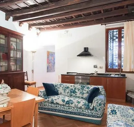 Your Boutique Spacious Via Del Corso